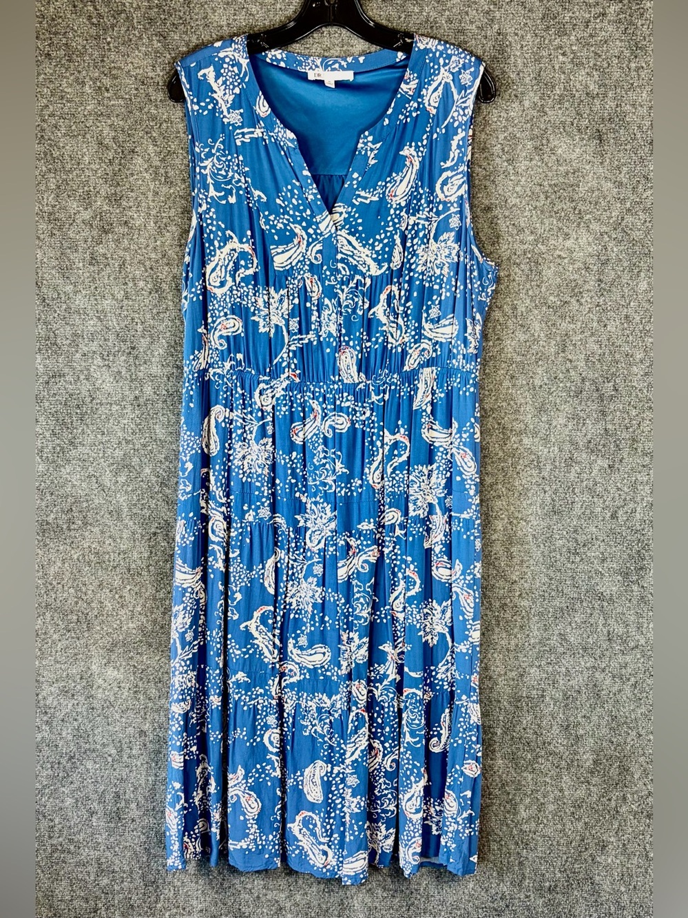 DR2 Blue Paisley Sleeveless V-Neck Maxi